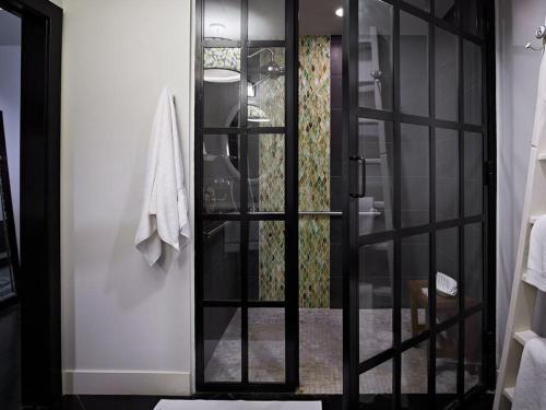 Pensão Bespoke Scottsdale